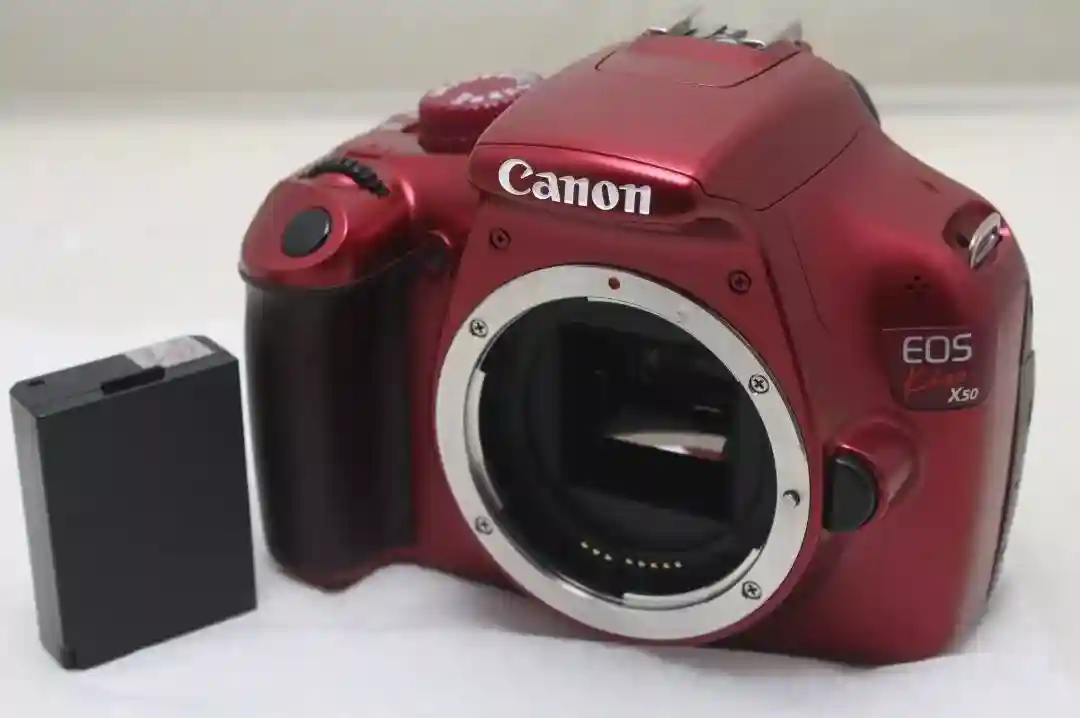 New ListingCanon EOS Kiss X50 Body Red free shipping from Japan