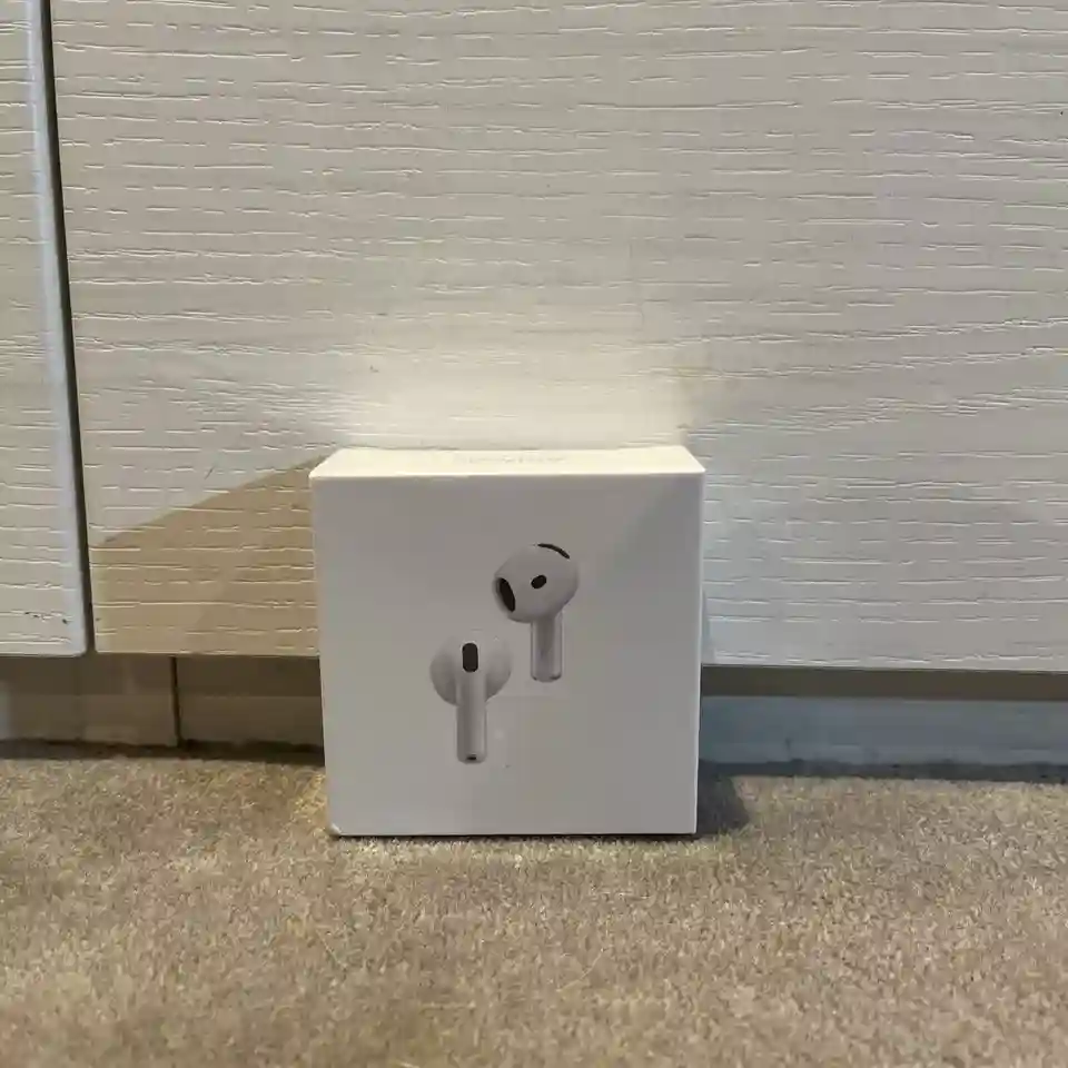 Apple Airpods 4th Generation) 2024 with ANC - Sealed