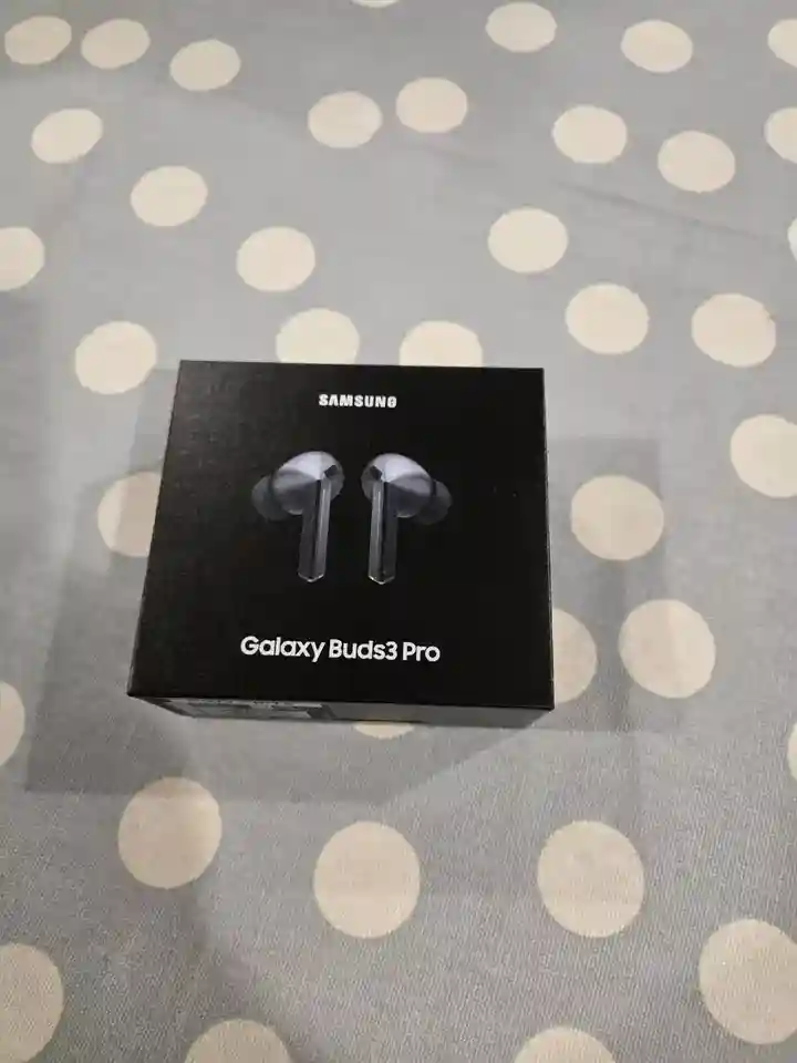 New ListingSamsung Galaxy Buds3 Pro | Silver | Brand New & Sealed