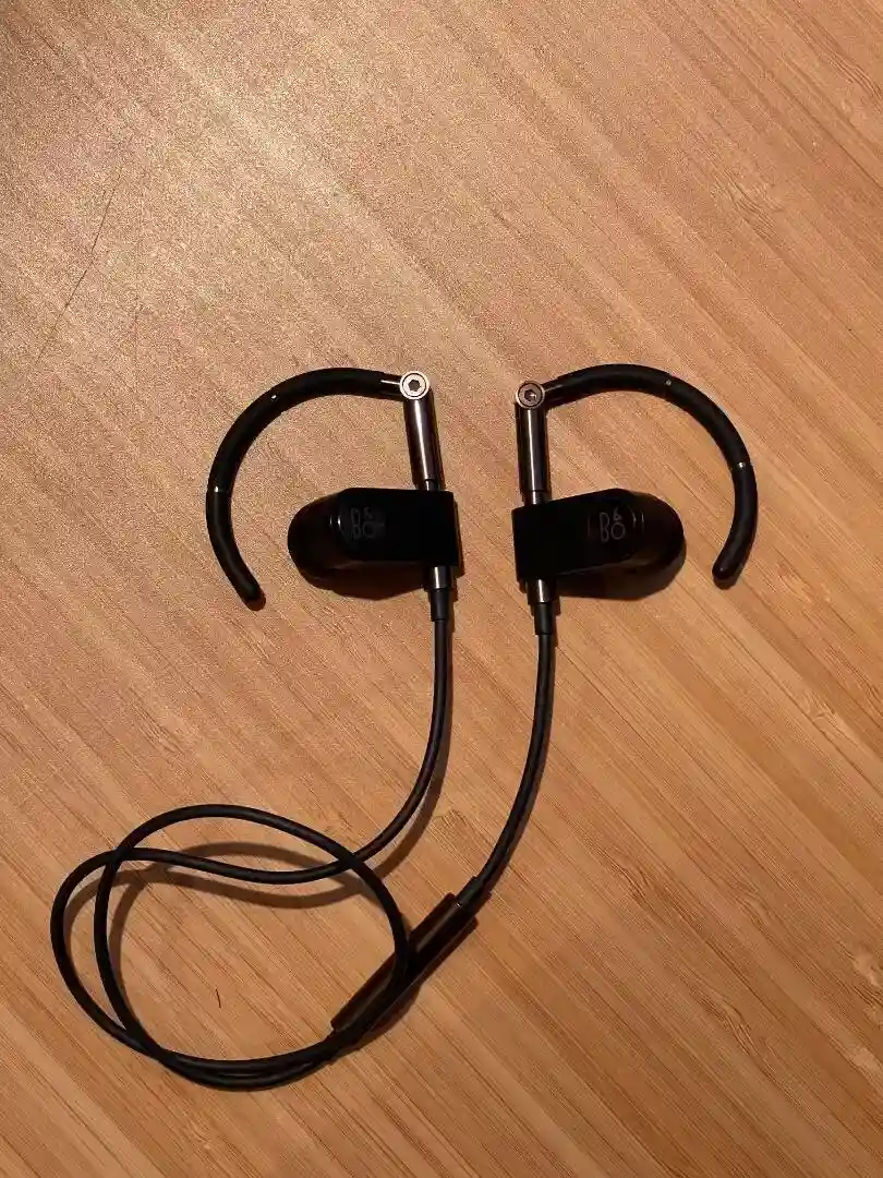 New ListingBang & Olufsen Earset In Ear Wireless Headphones Confirmed Operation Used Japan