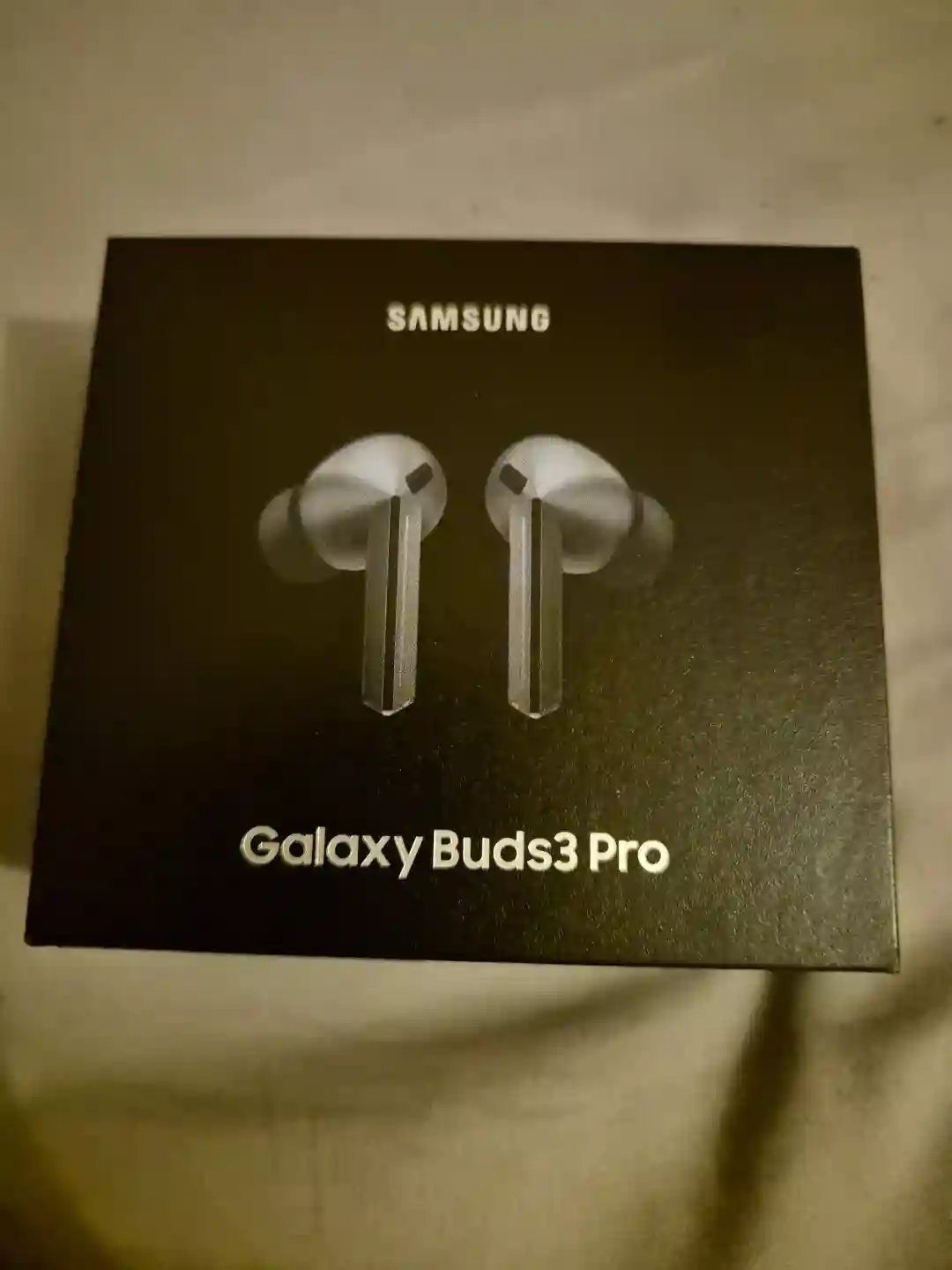 New ListingGenuine Samsung Galaxy Buds 3 Pro - Silver - Brand New Sealed