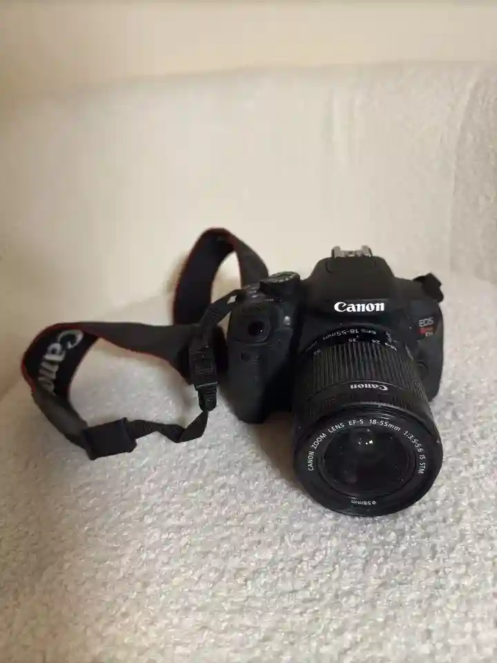 New ListingCanon EOS Rebel T8i 24.1MP DSLR Camera - Black (EF-S 18-55mm f/4-5.6 IS STM)