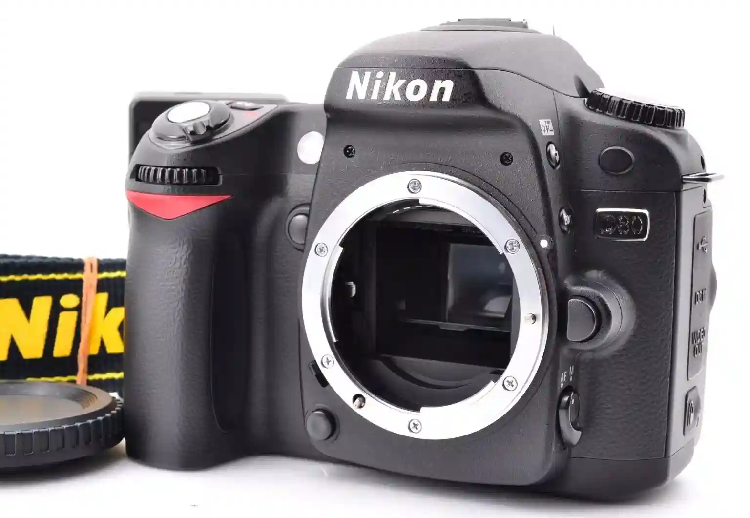 Nikon D80 Digital SLR DSLR Camera Body 9977shots 10.2MP from Japan Strap Charger