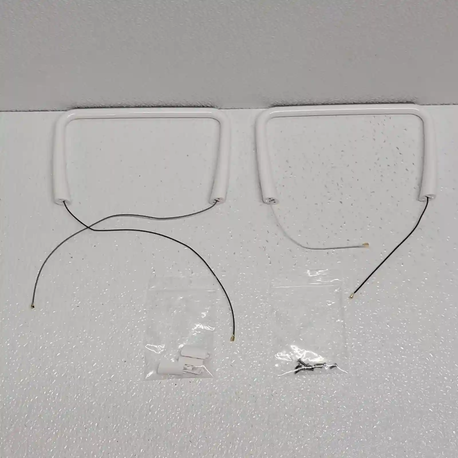 Genuine DJI Phantom 4 Pro / Adv Landing Gear - Covers Screws - MISSING PARTS