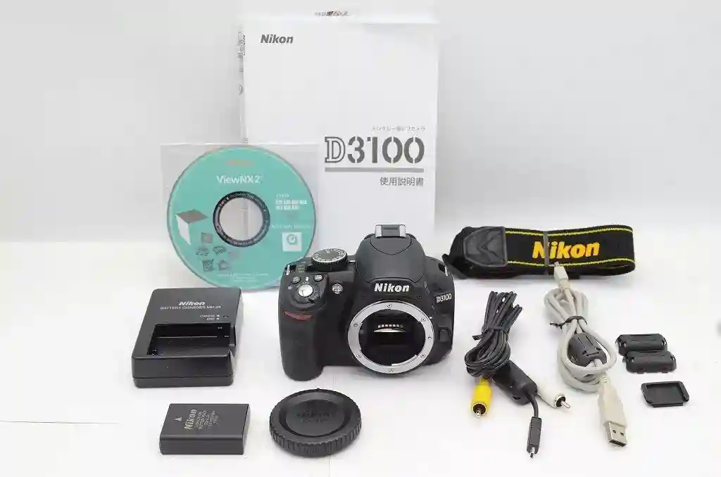 "1,980 shots" Nikon D3100 14.2MP Digital Camera Black Body Only #241023ai