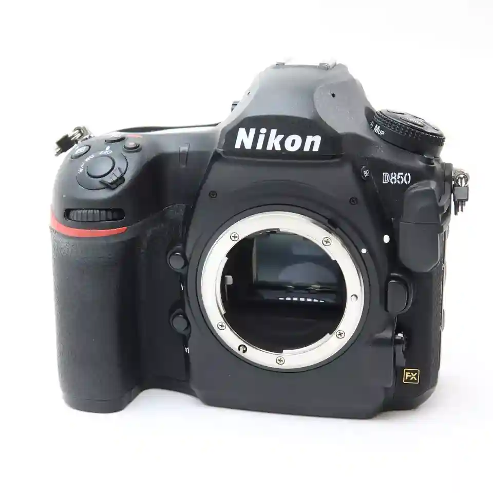 New ListingNikon D850 45.7MP DSLR Camera Body #211