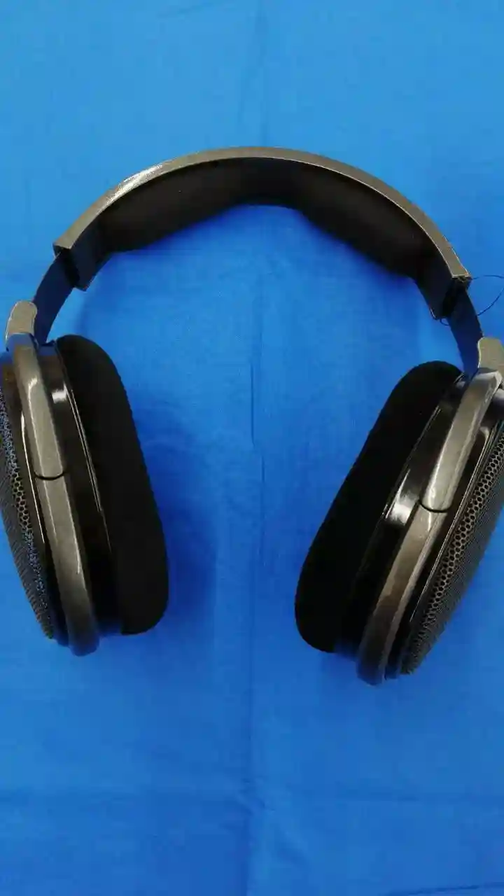 New ListingSennheiser Hd650 Headphones