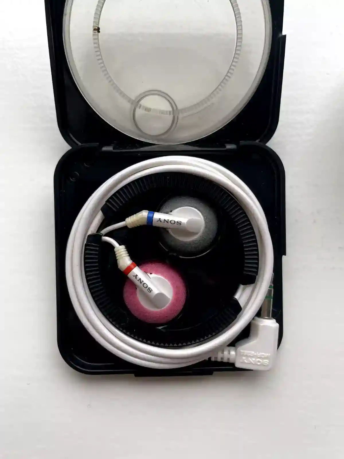 New ListingSony MDR-E252 - The Very First In-Ear Buds by Sony! ULTRA RARE