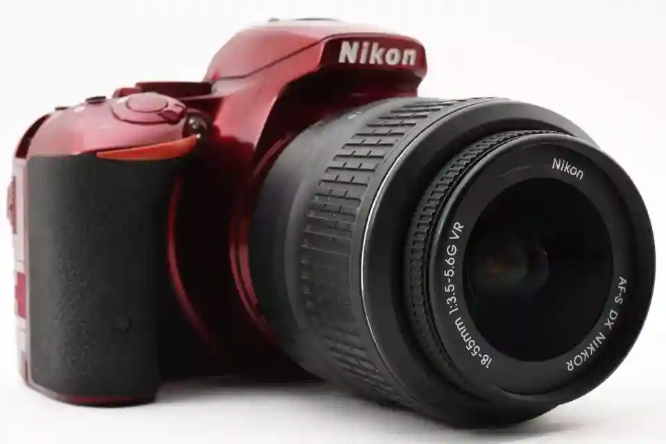 Nikon D5500 24.2MP Digital SLR Camera RED From Japan [Very good] #993A