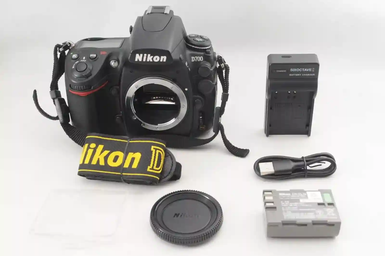 New Listing[Excellent] Nikon D700 12.1MP Digital SLR Camera Shutter Count: 1267