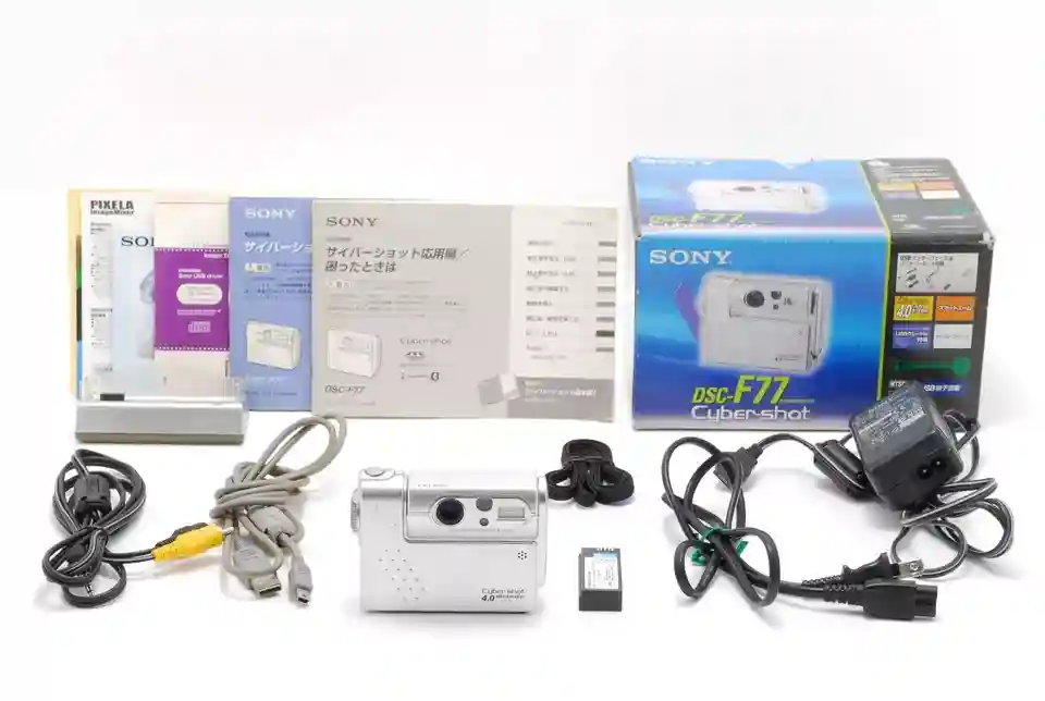 *NEAR MINT IN BOX* Sony Cyber-shot DSC-F77 4.0MP Digital Camera From Japan