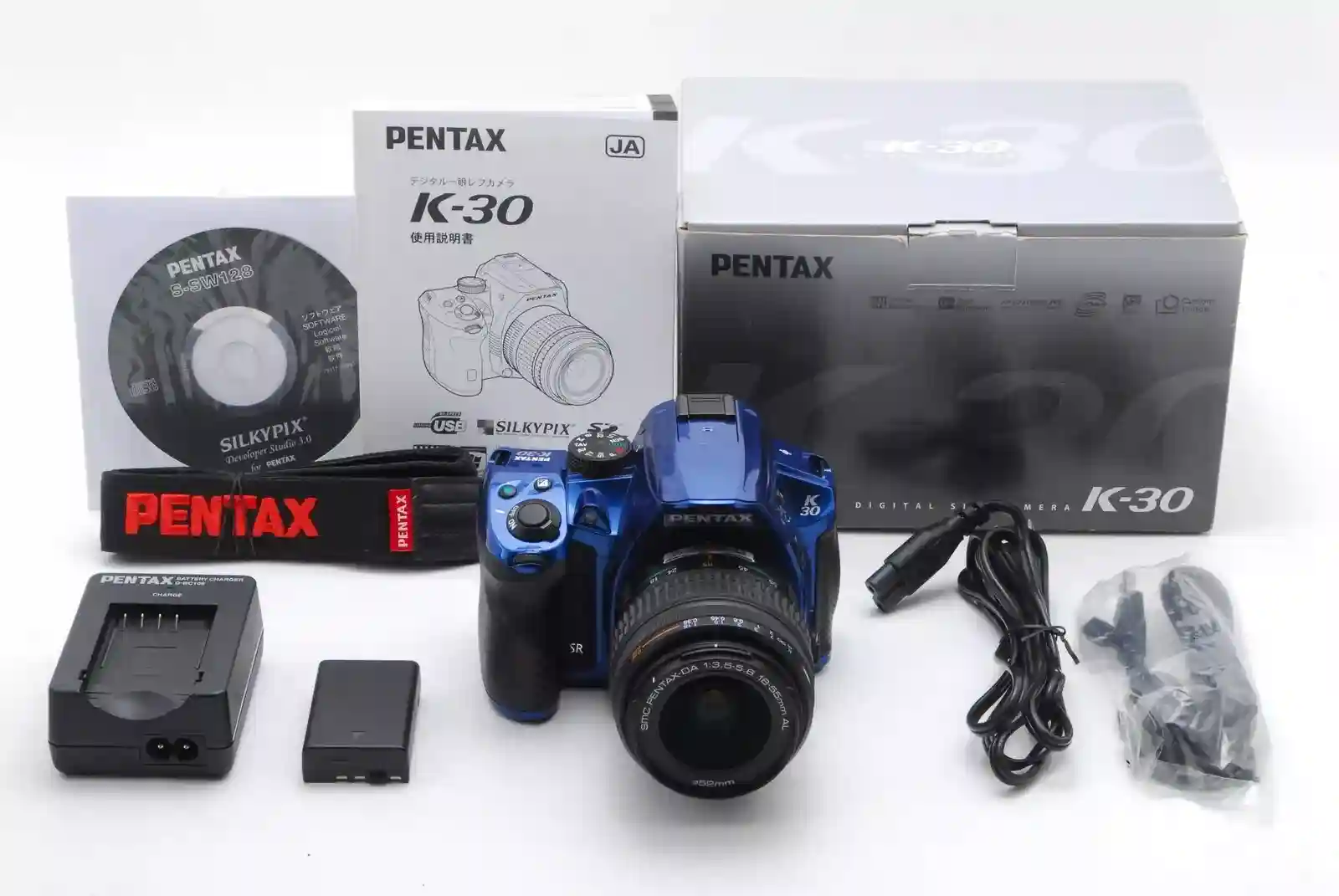 【MINT】PENTAX K-30 Digital SLR Camera Blue da 3.5-5.6 18-55mm AL Lens From Japan