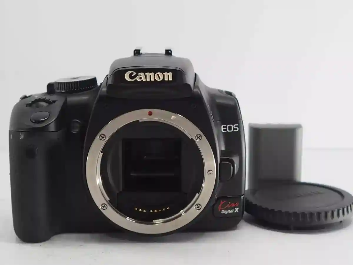 New Listing[Near Mint] Canon EOS Rebel Kiss X4 Digital SLR Camera Body From Japan