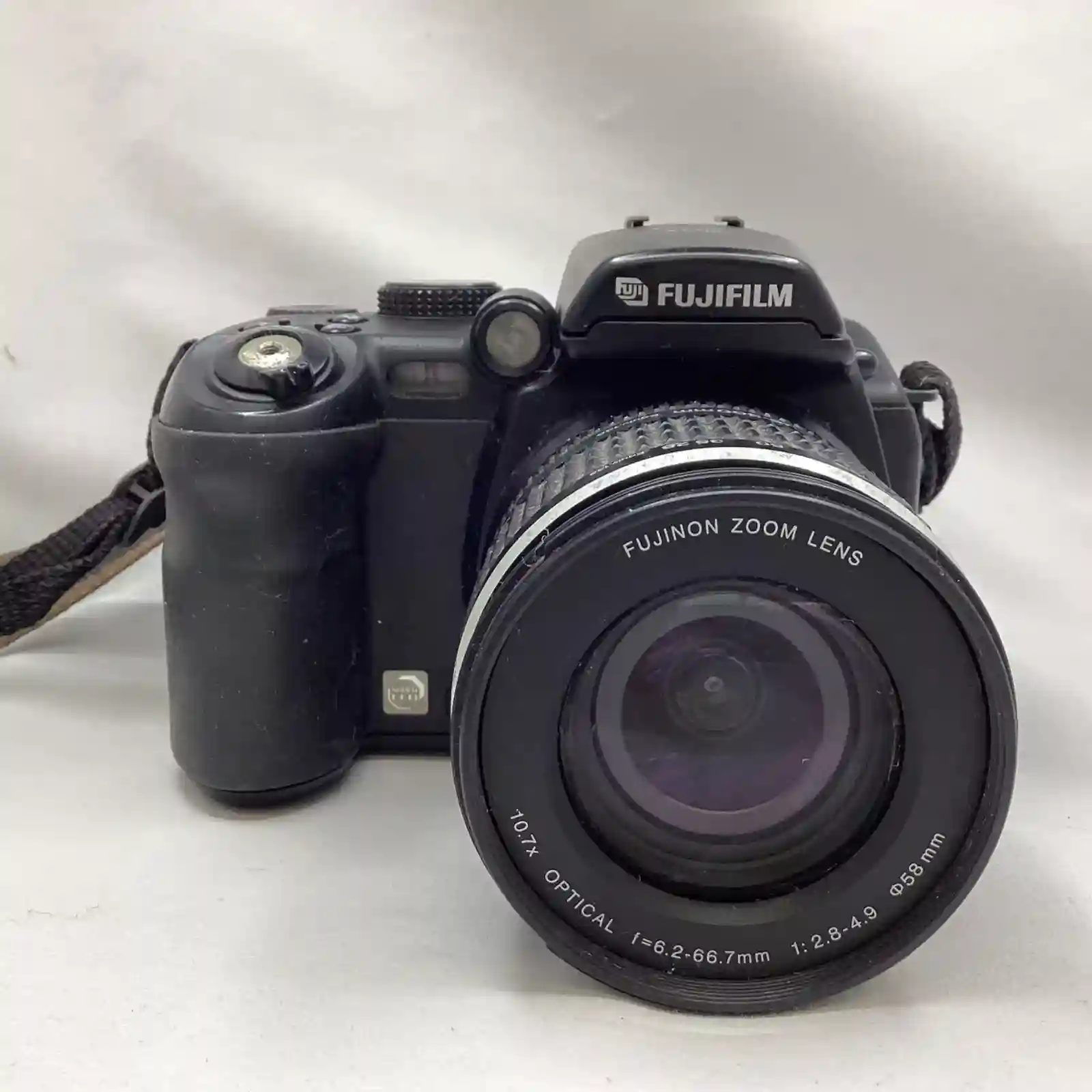 Fujifilm FinePix S9500 Digital SLR Camera - UNTESTED (13B) MO#8767