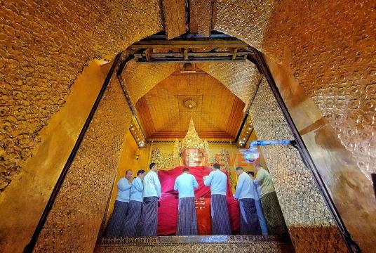 မန္တလေးမြို့ မဟာမုနိရုပ်ရှင်တော်မြတ်ကြီး အား (၃၅) ကြိမ်မြောက်...
