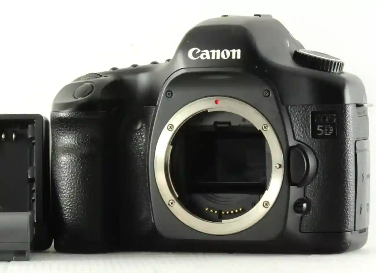 Near MINT Canon EOS 5D 12.8 MP Digital SLR Camera Black Body From Japan FedEx