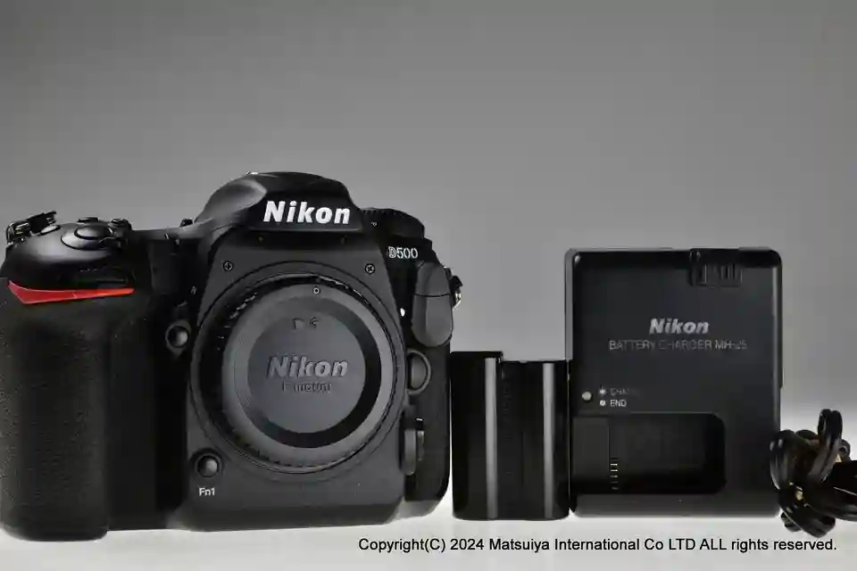 New ListingNIKON D500 20.9MP Digital Camera Body Excellent