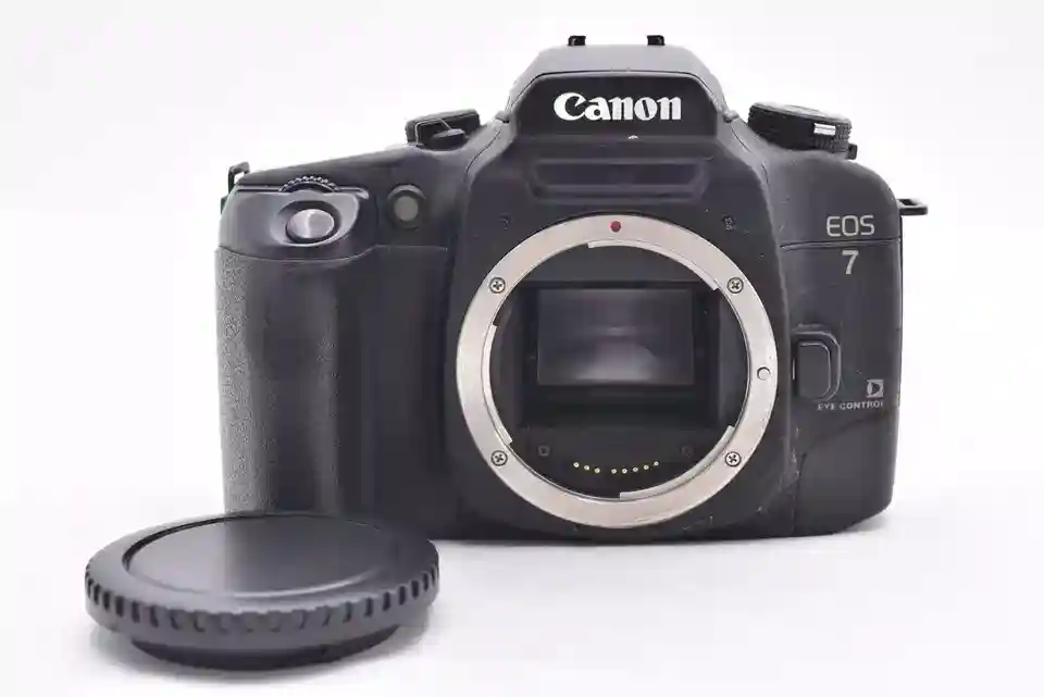 Canon EOS 7 Digital SLR Camera - Black Body Only From Japan [t8313]