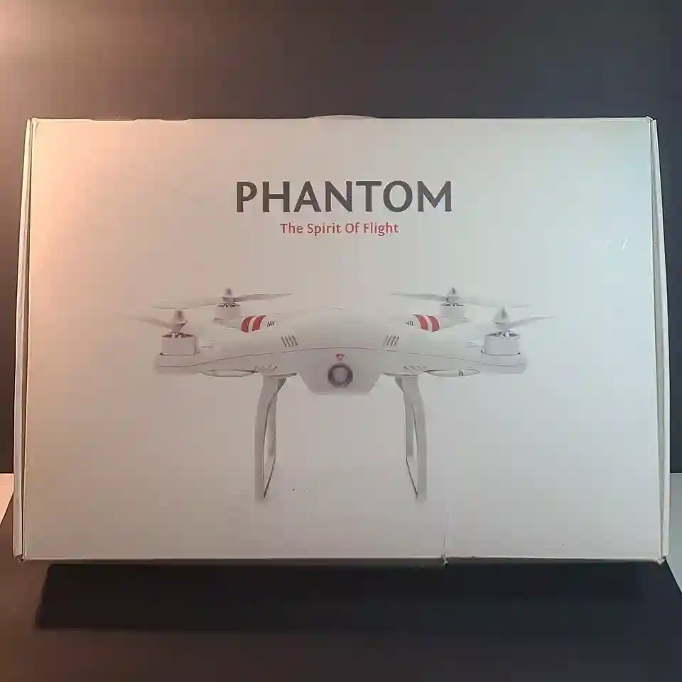 DJI Phantom P330 Drone - White Parts cannot test No charger No Bat As shown read