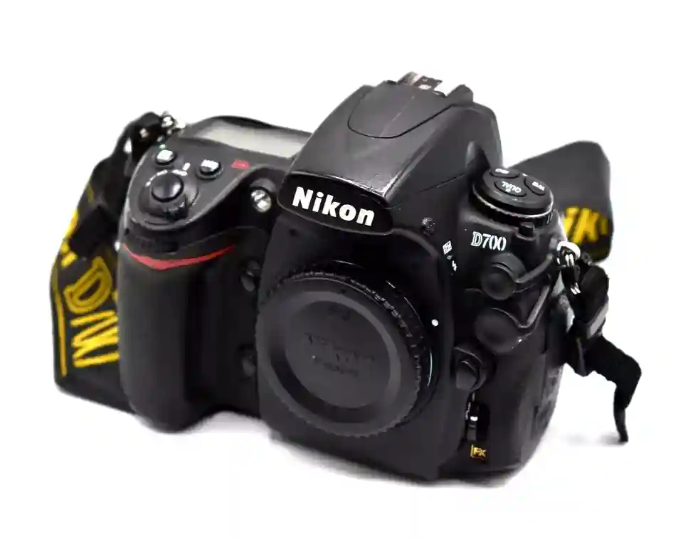 Nikon D700 FX DSLR Camera Body ~50K Clicks~ Battery, Charger #646