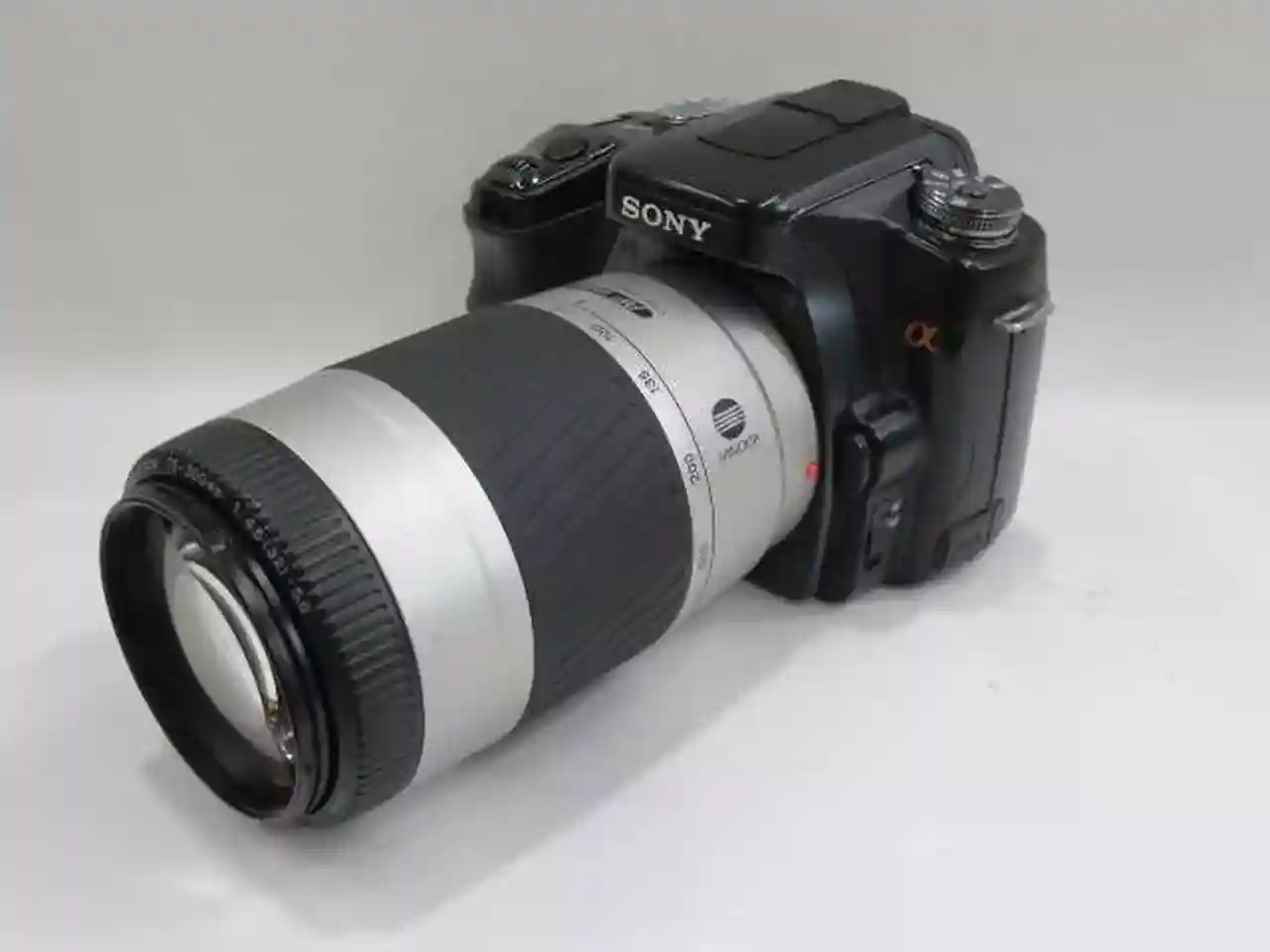 Sony Unchecked Dslr-A100/Af Zoom75-300 Digital Single-Lens Reflex Lens