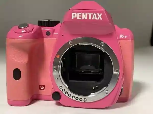 New ListingPENTAX K-r Pink Body 12.4MP Digital SLR Camera from JP