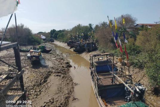ပေါင်မြို့နယ် အလှပ်နှင့်ဝဲပတန်ကျေးရွာများမှ ရေလုပ်သားများ...