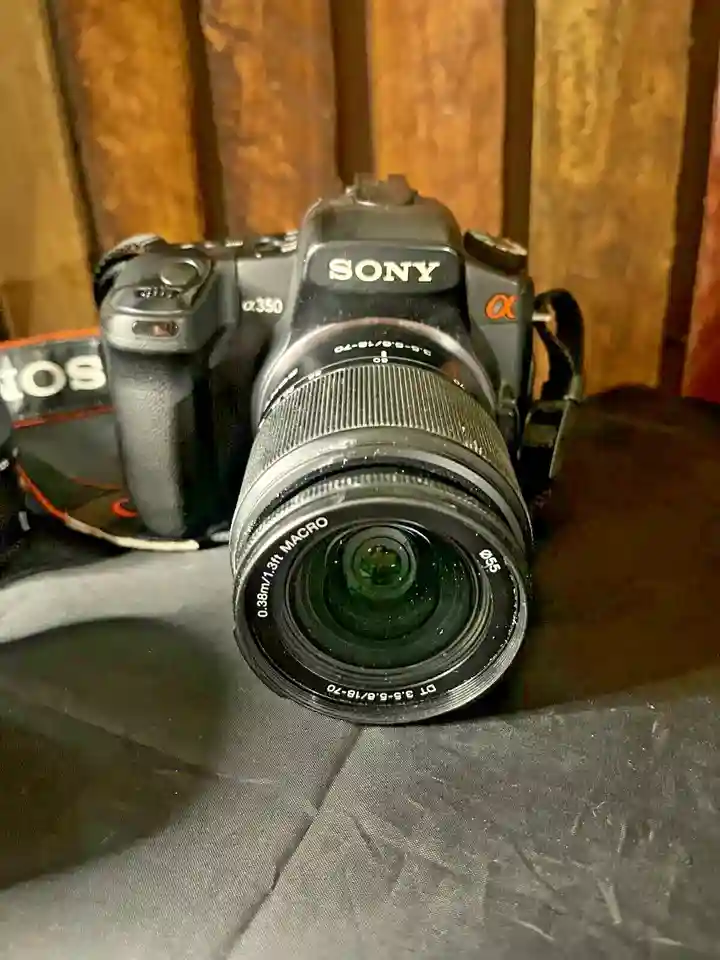 Sony α350 DSLR Camera Bundle - Great Condition, Includes Two Lenses, Bag, Manual