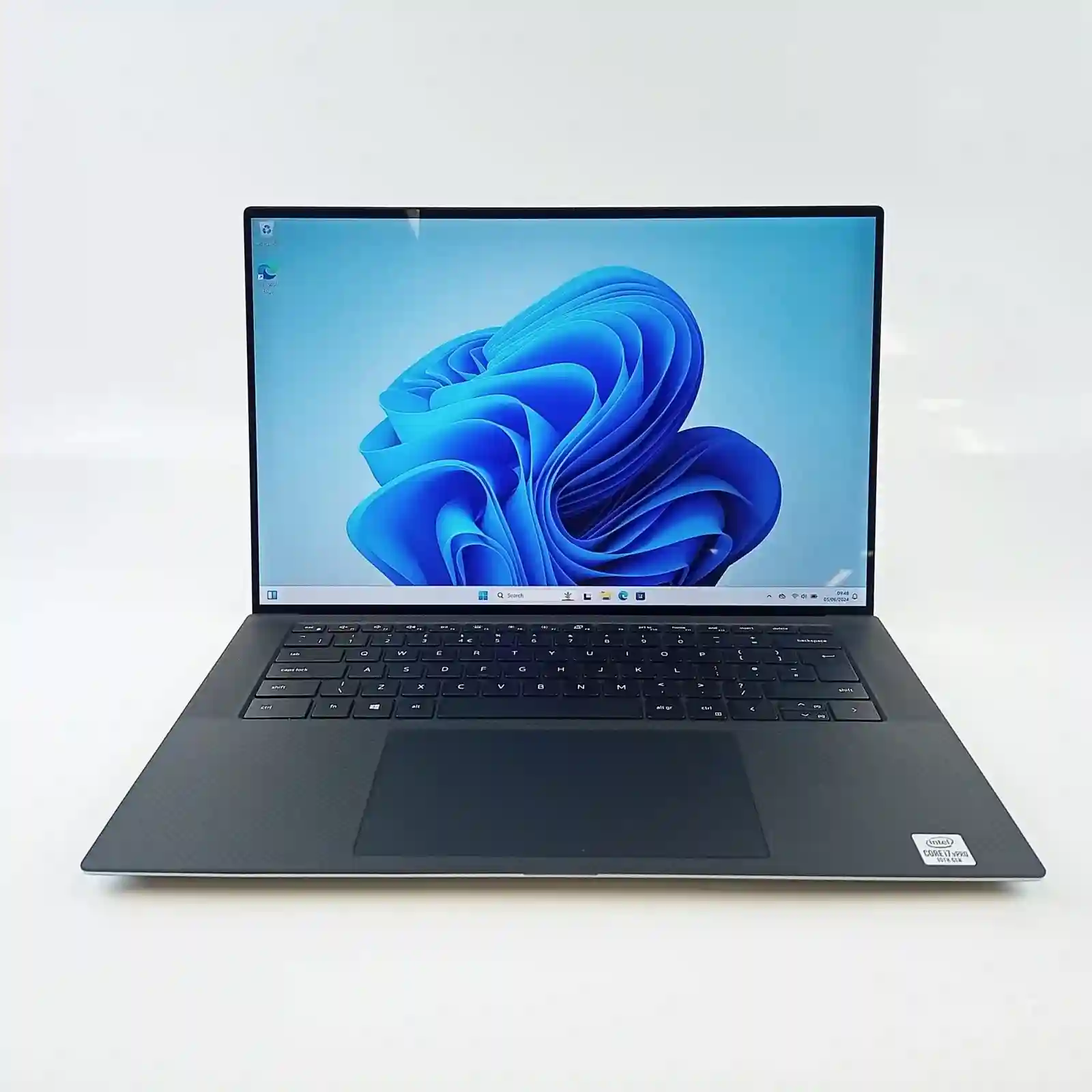 New ListingDell Precision 5550 Laptop 15.6" UHD i7-10850H 1TB SSD 32GB RAM Win11 Pro (VG)