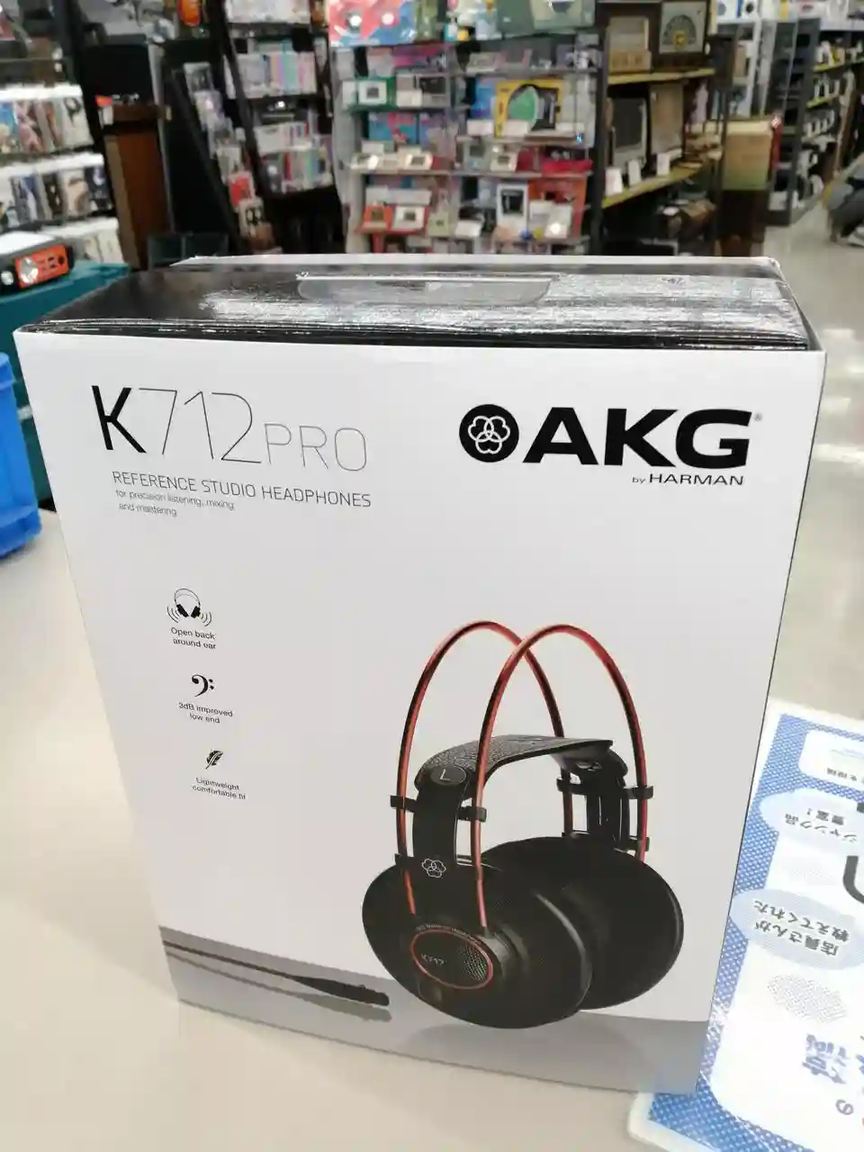 New ListingAkg K712Pro Headphones