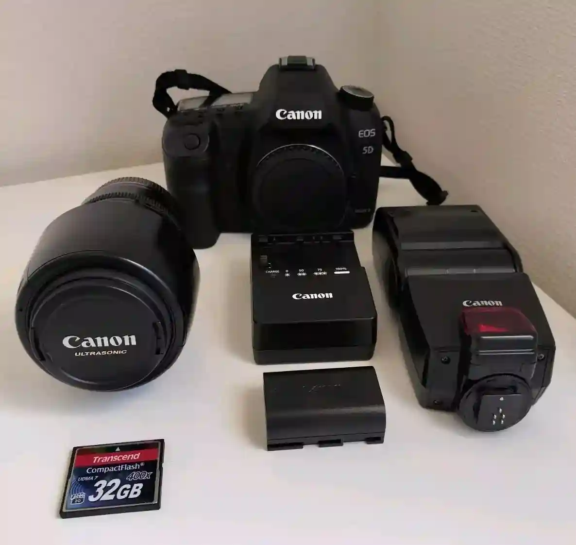 [Exc++++] Canon EOS 5D Mark ii Camera Digital SLR Body&lens&flash from JAPAN