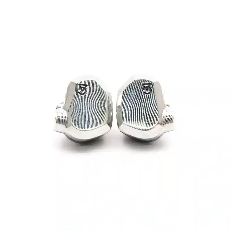 New ListingCampfire Audio Saber CAM-5645 IEMs in-ear monitor w/Box