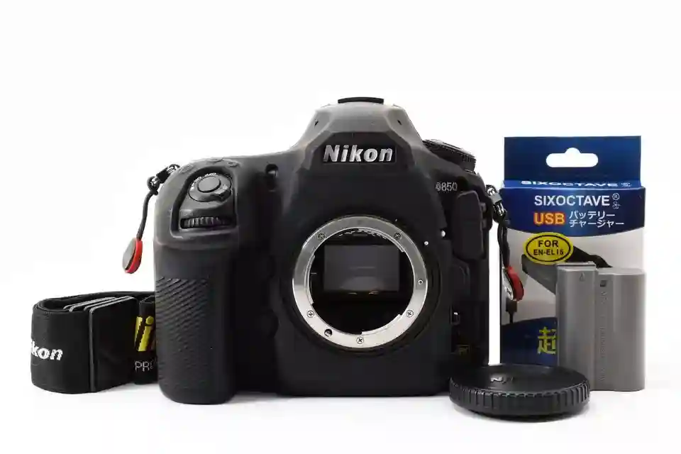 New ListingNikon D850 45.7 MP Digital SLR Camera Body 10,942 Shots Japan (Near Mint) #972