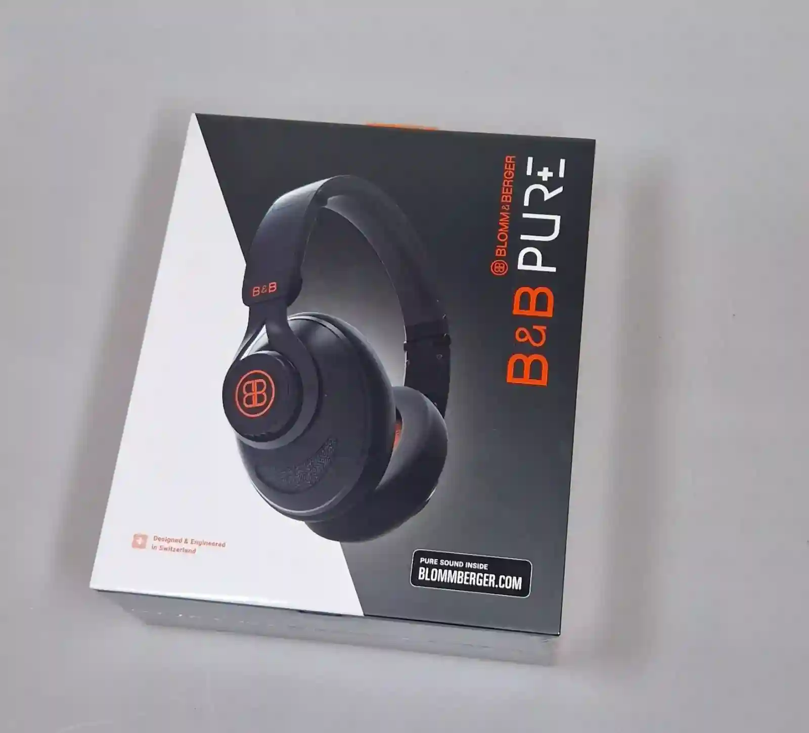 New ListingBlomm & Berger Pure Bluetooth Wireless Headphones Black "New"