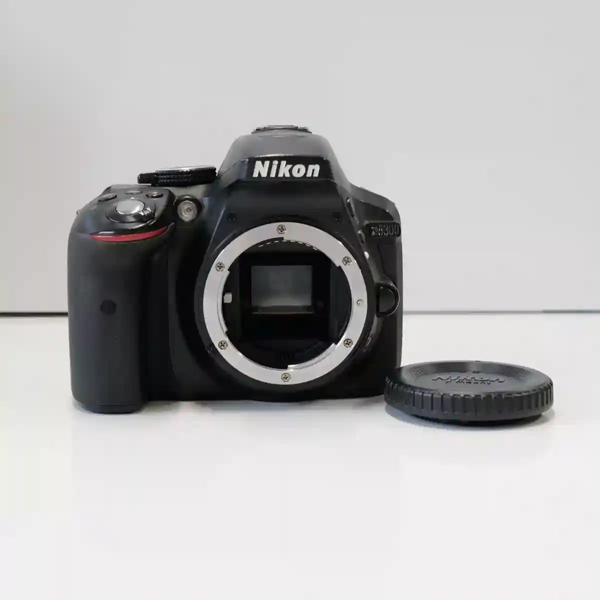 New ListingNikon D5300 Body 58058